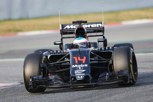 Fernando-Alonso-McLaren-Formel-1-Test-Ba