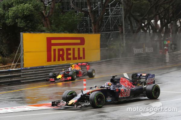 f1-monaco-gp-2016-daniil-kvyat-scuderia-toro-rosso-str11-and-max-verstappen-red-bull-racin.jpg