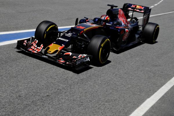 f1-spanish-gp-2016-daniil-kvyat-scuderia-toro-rosso-str11.jpg