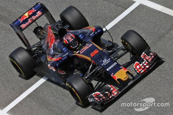 f1-spanish-gp-2016-daniil-kvyat-scuderia-toro-rosso-str11.jpg