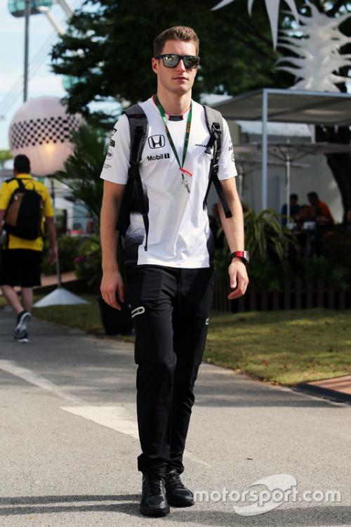 f1-singapore-gp-2016-stoffel-vandoorne-mclaren-test-and-reserve-driver.jpg