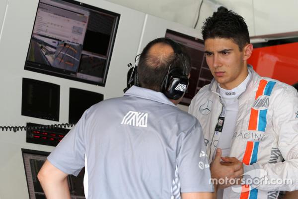 f1-malaysian-gp-2016-esteban-ocon-manor-racing-2.jpg