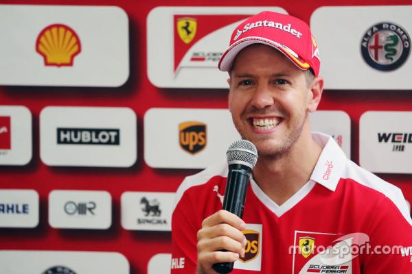 f1-malaysian-gp-2016-sebastian-vettel-ferrari-2.jpg