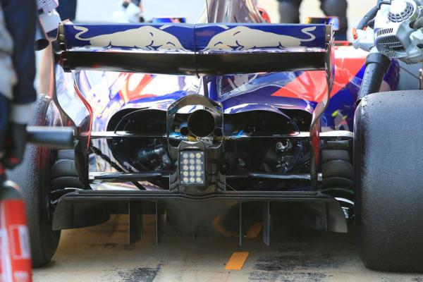 Daniil-Kvyat-Toro-Rosso-Formel-1-Test-Barcelona-7-Maerz-2017-fotoshowBig-a257cf79-1016101.jpg