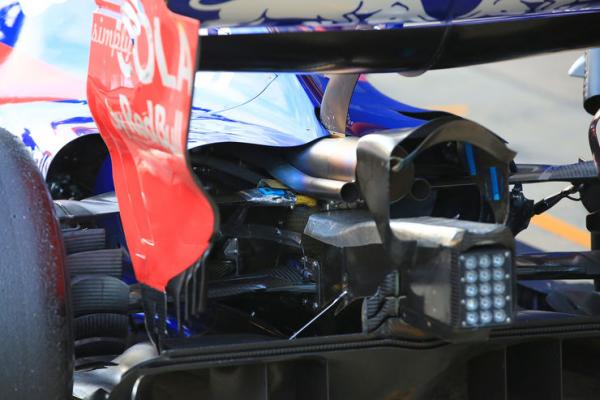 Daniil-Kvyat-Toro-Rosso-Formel-1-Test-Barcelona-7-Maerz-2017-fotoshowBig-c3f0cfcf-1016103.jpg