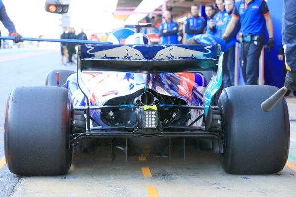 Pierre-Gasly-Toro-Rosso-F1-Test-Barcelona-Tag-5-6-Maerz-2018-fotoshowBig-595ceb0e-1150659.thumb.jpg.0acc4347082f6ea4f6b761bece67f597.jpg