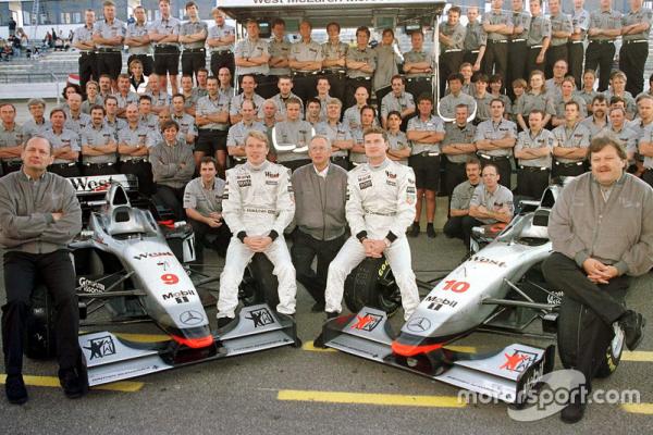 f1-european-gp-1997-the-victorious-mclaren-mercedes-team-in-front-l-r-ron-dennis-the-winne.jpg