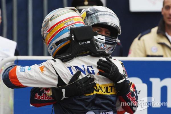 f1-italian-gp-2008-race-winner-sebastian-vettel-celebrates-with-fernando-alonso.jpg