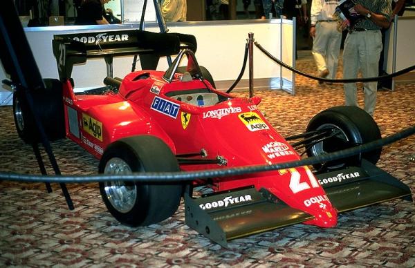 126 C4 Formula 1 (1984).jpg