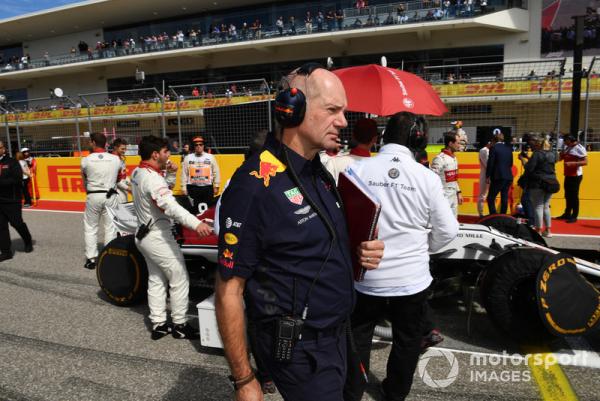 adrian-newey-red-bull-racing--1.thumb.jpg.8b4b84af5758ad700e434835ea2b8829.jpg