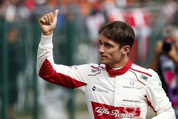 charles-leclerc-sauber-gives-a.thumb.jpg.ee91d00b86403e3980bacbd3a5432d59.jpg